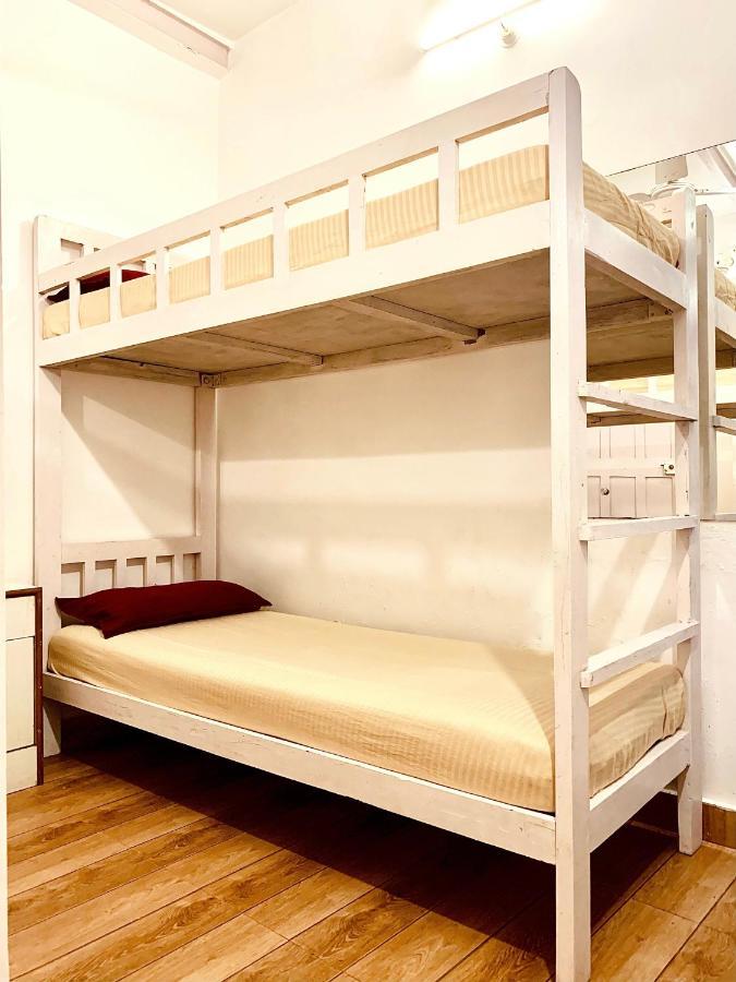 Easy Hostels ปณชี ภายนอก รูปภาพ